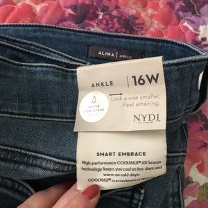 NYDJ Alina ankle lightweight slightly distressed jeans 16W released hem NWT